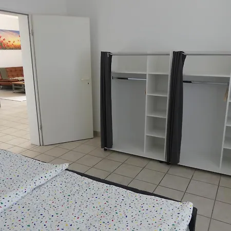 Daire Apartment-koeln-bonn, Ihr Zuhause Auf Zeit. *