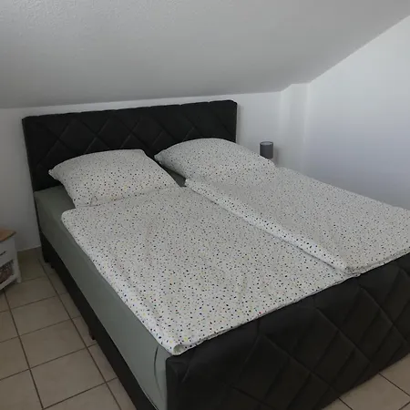 Daire Apartment-koeln-bonn, Ihr Zuhause Auf Zeit. *