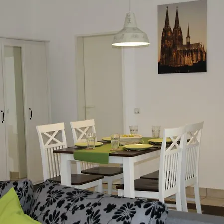 Daire Apartment-koeln-bonn, Ihr Zuhause Auf Zeit.