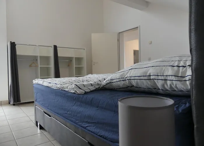 Apartment-koeln-bonn, Ihr Zuhause Auf Zeit. Lejlighed *