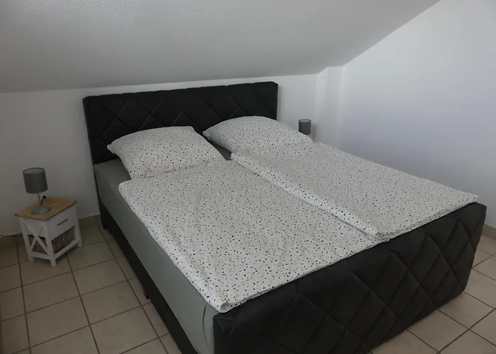 Lejlighed Apartment-koeln-bonn, Ihr Zuhause Auf Zeit. *